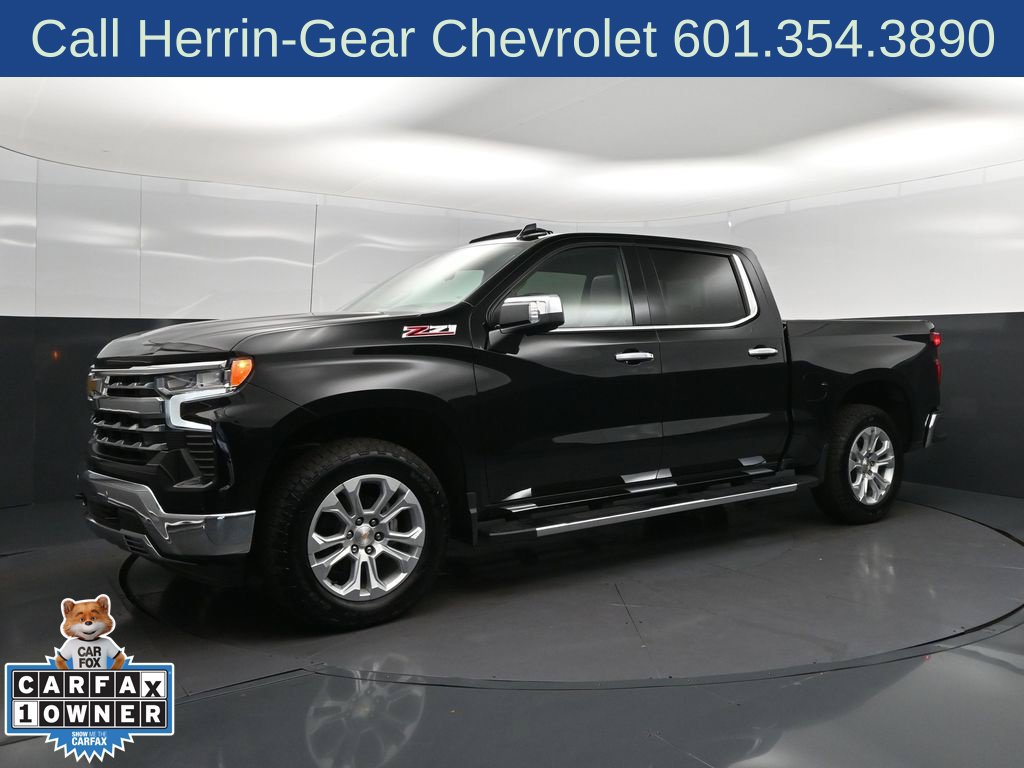 Used 2026 Chevrolet Silverado 1500 LTZ w/ LTZ Premium Package AWD/4WD image 3