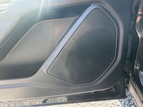 Used 2021 Ford Explorer XLT w/ Equipment Group 202A image 24