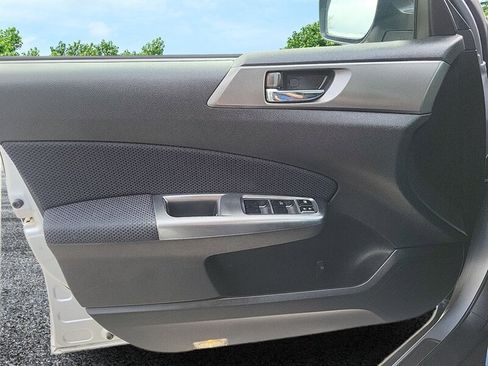 Used 2012 Subaru Forester 2.5X Premium w/ Popular Pkg 3 image 20