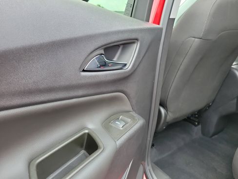 Used 2023 Chevrolet Equinox LT image 13