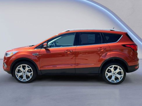 Used 2019 Ford Escape Titanium AWD/4WD image 6