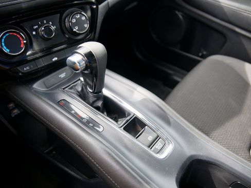 Used 2022 Honda HR-V Sport image 26