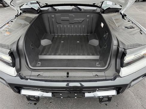 New 2025 GMC Hummer EV 2X image 39