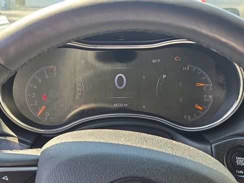 Used 2018 Jeep Grand Cherokee Limited RWD image 9