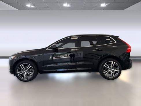Used 2020 Volvo XC60 T5 Momentum w/ Protection Package Premier FWD image 2