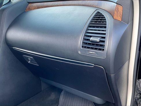Certified 2023 Nissan Armada SL w/ Captain's Chairs Package RWD image 18