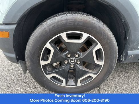 Used 2023 Ford Bronco Sport Outer Banks AWD/4WD image 9