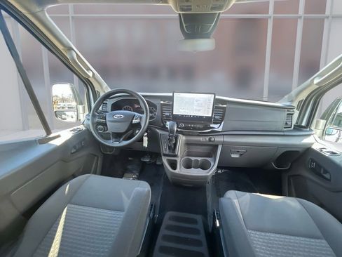Used 2023 Ford Transit 350 XLT image 19