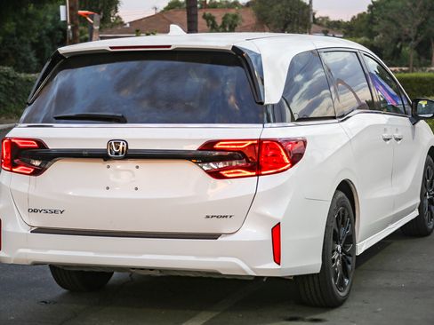 New 2026 Honda Odyssey Sport-L image 31