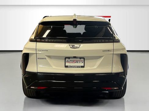 Used 2025 Cadillac Lyriq Sport w/ LPO, Floor Liner Package AWD/4WD image 6