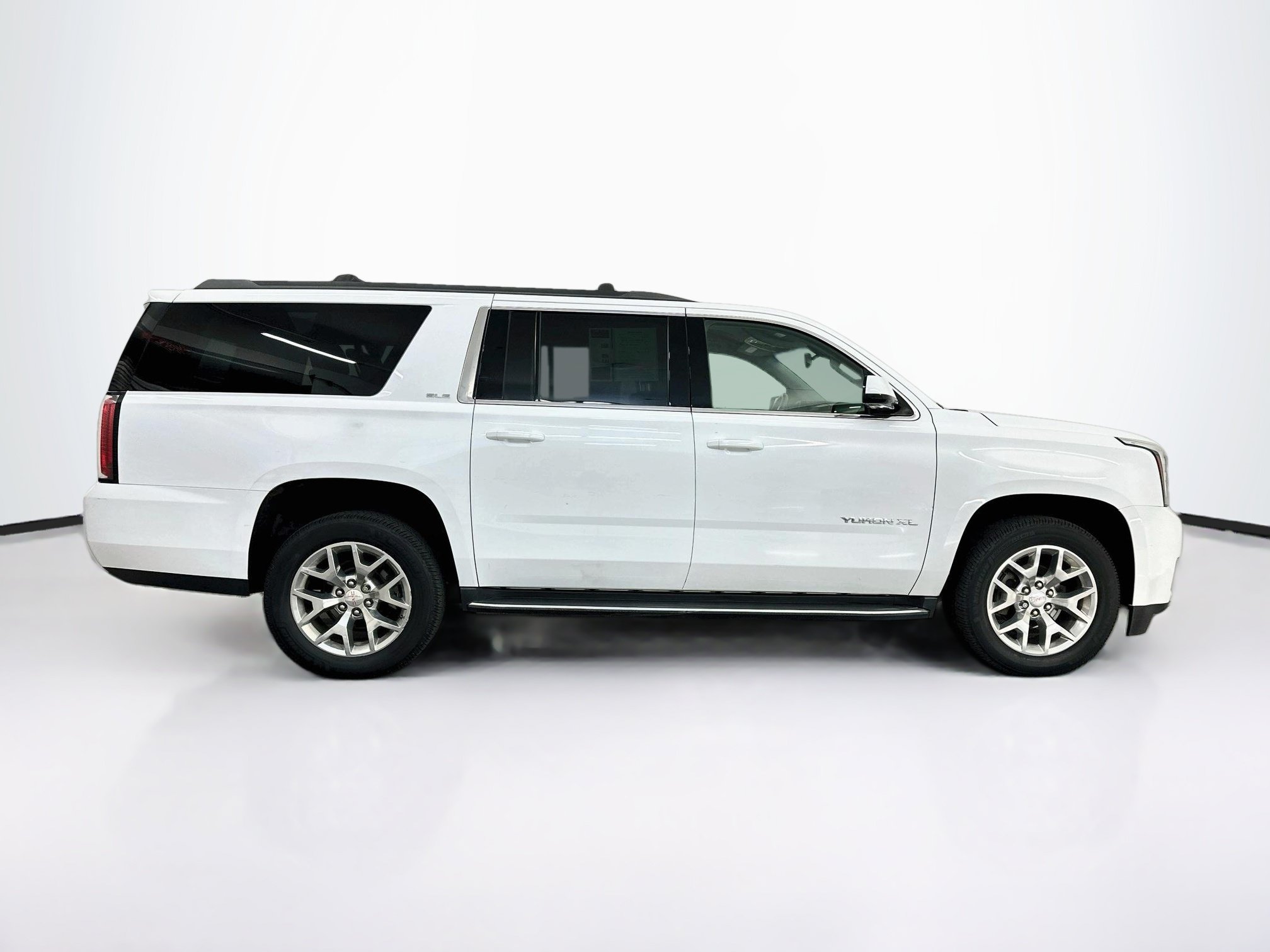 Used 2018 GMC Yukon XL SLE w/ SLE Value Package AWD/4WD image 10