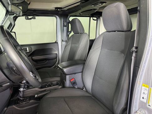 Used 2018 Jeep Wrangler Unlimited Sport S AWD/4WD image 21