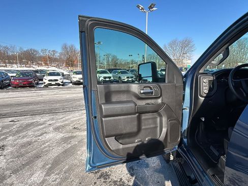Used 2025 GMC Sierra 1500 Elevation image 24