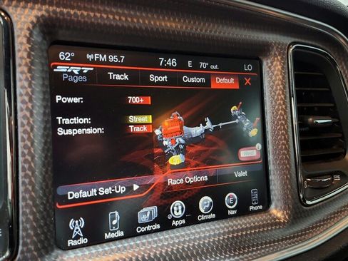 Used 2016 Dodge Challenger SRT Hellcat RWD image 32