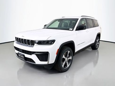 New 2026 Jeep Grand Cherokee L Limited AWD/4WD image 3