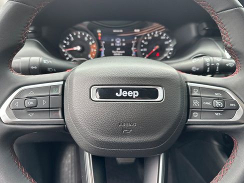 Used 2023 Jeep Compass Trailhawk image 28