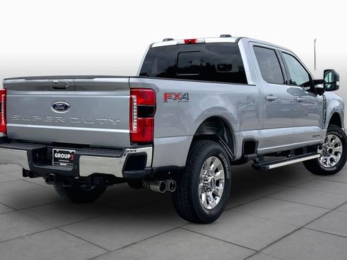 Used 2024 Ford F250 Lariat w/ FX4 Off-Road Package AWD/4WD image 13