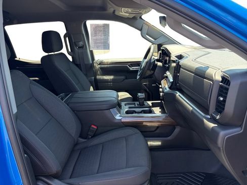 Certified 2025 Chevrolet Silverado 1500 LT Trail Boss w/ Convenience Package II AWD/4WD image 17