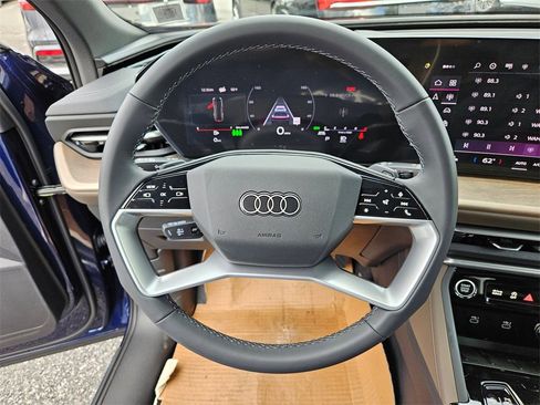 New 2025 Audi Q5 Premium image 10