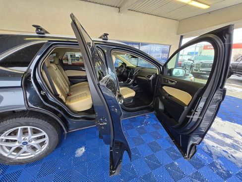 Used 2022 Ford Edge SEL w/ Convenience Package image 27