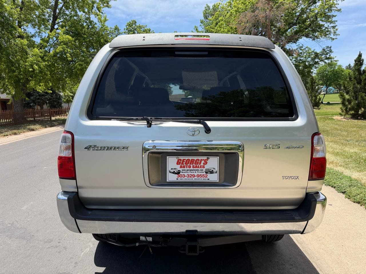 Used 2002 Toyota 4Runner SR5 AWD/4WD image 4