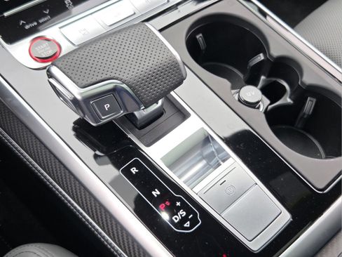 Used 2025 Audi SQ7 Prestige AWD/4WD image 17