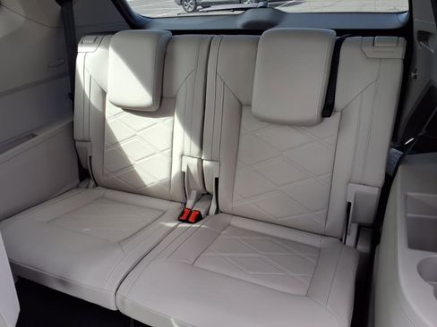 New 2026 Volkswagen Atlas SE image 12