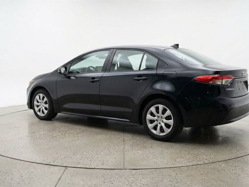 Used 2025 Toyota Corolla LE FWD image 6