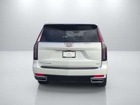 Used 2023 Cadillac Escalade Premium Luxury w/ Performance Package RWD image 6