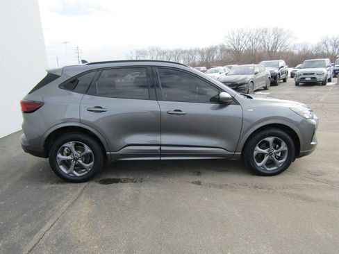 Used 2023 Ford Escape ST-Line Select w/ Tech Pack #2 image 10