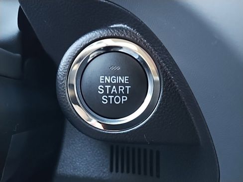 Used 2026 Subaru Crosstrek 2.0i Premium image 32