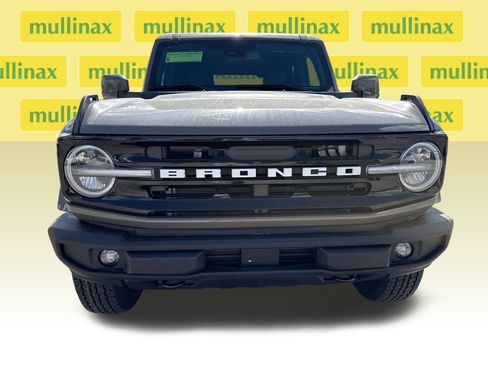 New 2026 Ford Bronco Outer Banks image 12