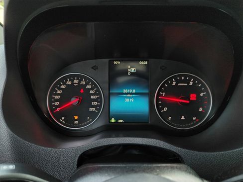 Used 2024 Mercedes-Benz Sprinter 144 Cargo image 17