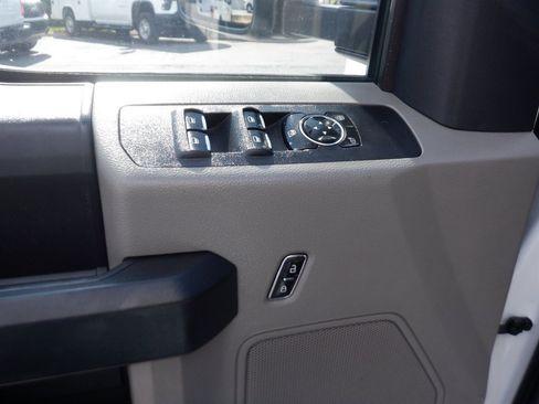 Used 2022 Ford F450 XL w/ Power Equipment Group image 21