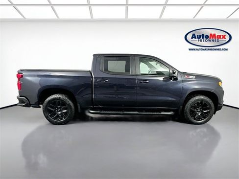 Used 2023 Chevrolet Silverado 1500 RST image 9