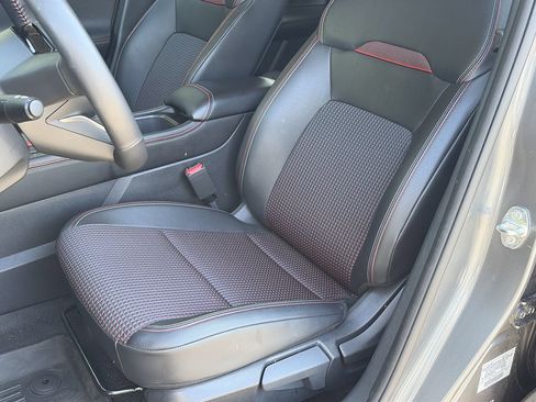 Used 2025 Nissan Kicks SR AWD/4WD image 27