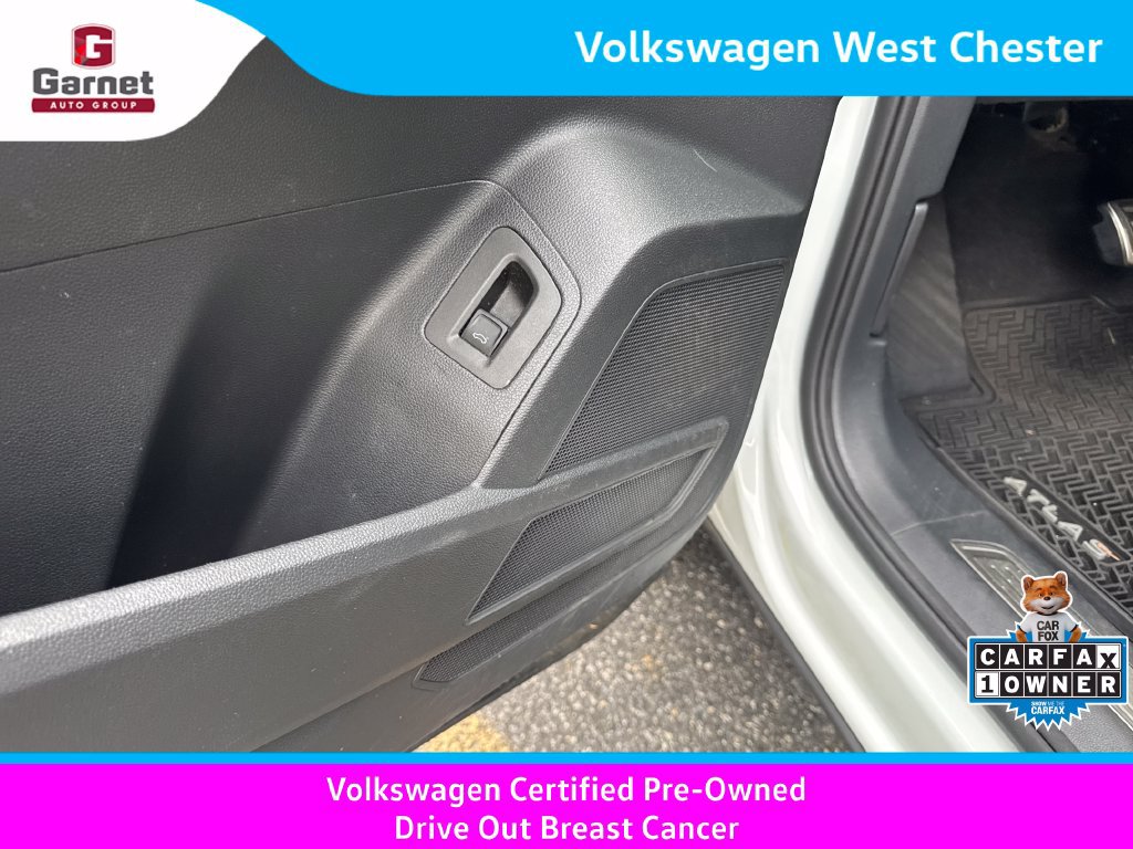 Certified 2023 Volkswagen Atlas Cross Sport SEL R-Line AWD/4WD image 15