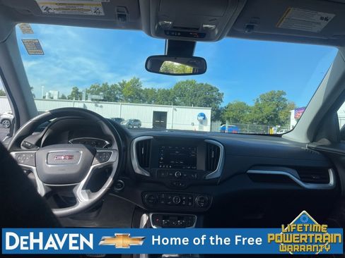 Used 2023 GMC Terrain SLE w/ Driver Convenience Package FWD image 20