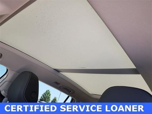 New 2025 Volkswagen Tiguan SE image 26