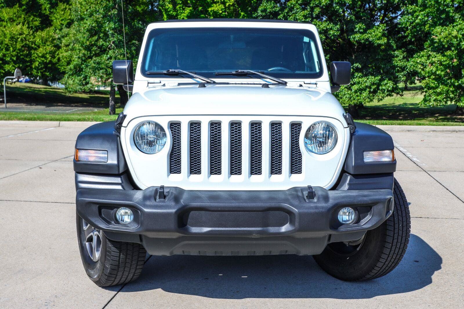 Used 2018 Jeep Wrangler Unlimited Sport S AWD/4WD image 16