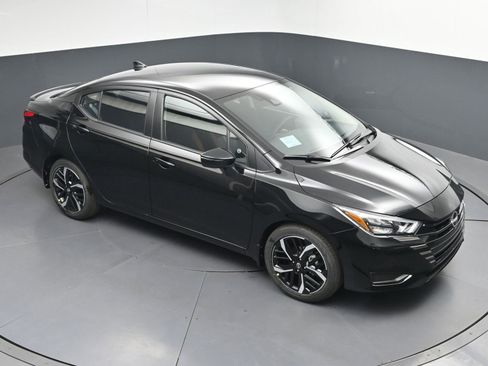Used 2025 Nissan Versa SR w/ Trunk Package FWD image 30