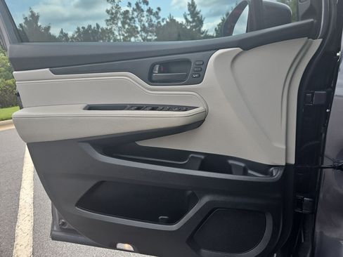 Used 2026 Honda Odyssey EX-L image 27