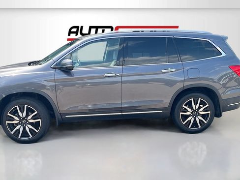 Used 2022 Honda Pilot Touring image 4