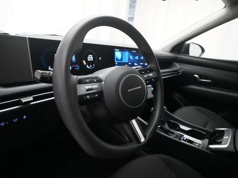 Used 2025 Hyundai Tucson SEL AWD/4WD image 8