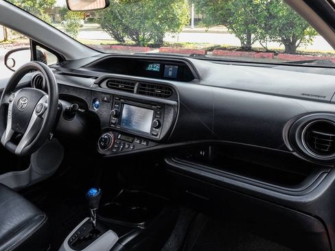 Used 2012 Toyota Prius C Four FWD image 18