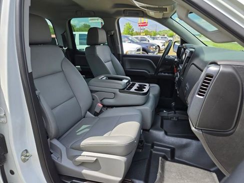 Used 2019 Chevrolet Silverado 1500 W/T AWD/4WD image 19