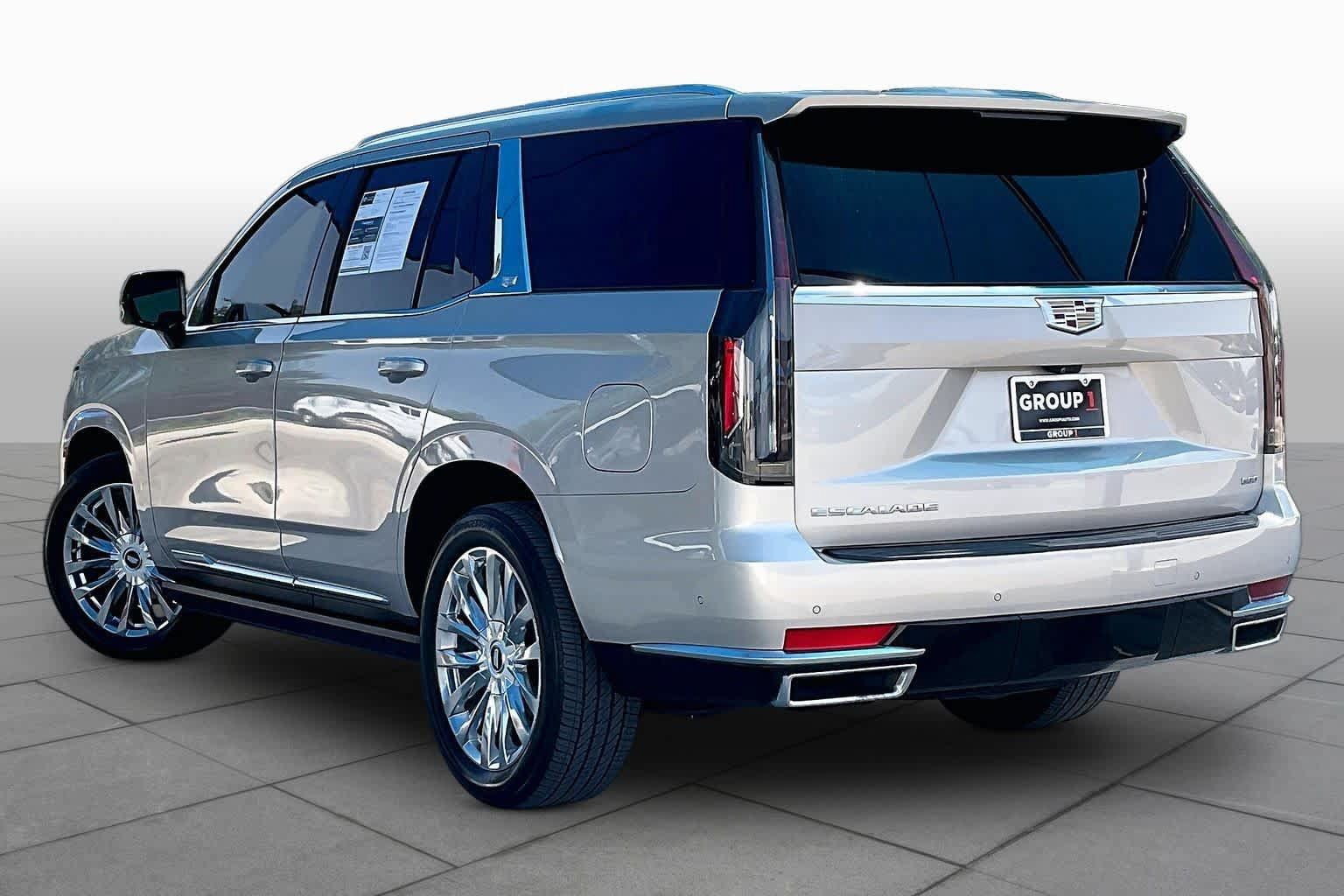 Used 2024 Cadillac Escalade Premium Luxury w/ Performance Package AWD/4WD image 22