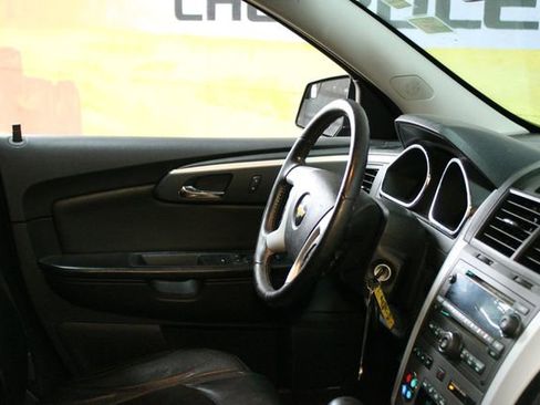 Used 2010 Chevrolet Traverse LT w/ Personal Connectivity Package image 10