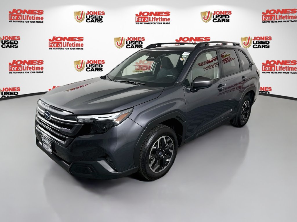 Used 2025 Subaru Forester Premium AWD/4WD image 14