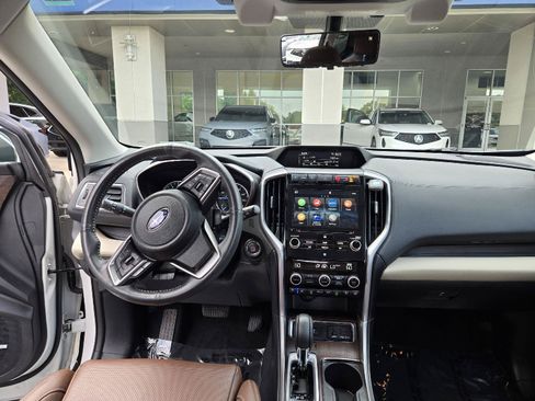 Used 2022 Subaru Ascent Touring AWD/4WD image 8